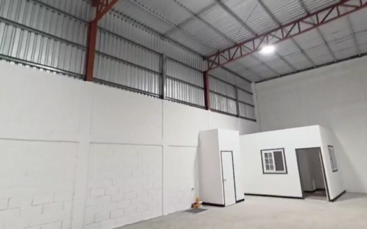 🏢 Ofibodega disponible para alquiler en Barrio Cabañas, Choluteca