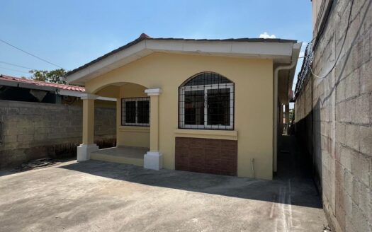Casa en Venta, Res. Real del Puente