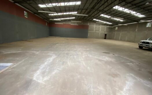 🏭 Hermosa Bodega en Venta – Choloma