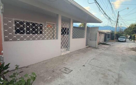 🏡✨ Casa en Venta  Totalmente Remodelada| Col. Los Castaños, San Pedro Sula