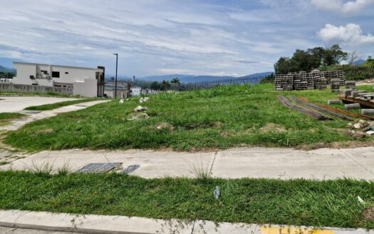 🏡🌿 En Venta | Lote de Esquina en Bosques de Jaragua – San Pedro Sula