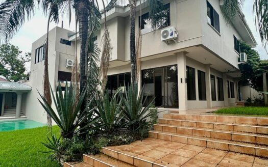 🏡✨ Se Vende Casa en Colonia Prado Alto – San Pedro Sula