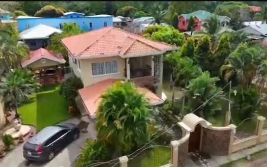 🏡✨ SE VENDE CASA DE 2 NIVELES EN COLONIA AURORA – EL PROGRESO, YORO