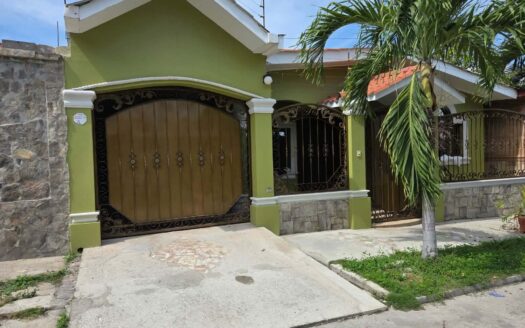 🏡✨ Se Vende Bonita Casa en Residencial el Bosque – San Pedro Sula