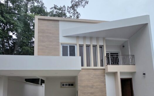 🏡✨ ¡CASA NUEVA EN VENTA EN COLONIA TREJO – SAN PEDRO SULA! ✨🏡