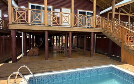 🏝️🌊 ¡PROPIEDAD FRENTE A LA PLAYA EN VENTA – LA RIVERA, OMOA! 🏡✨